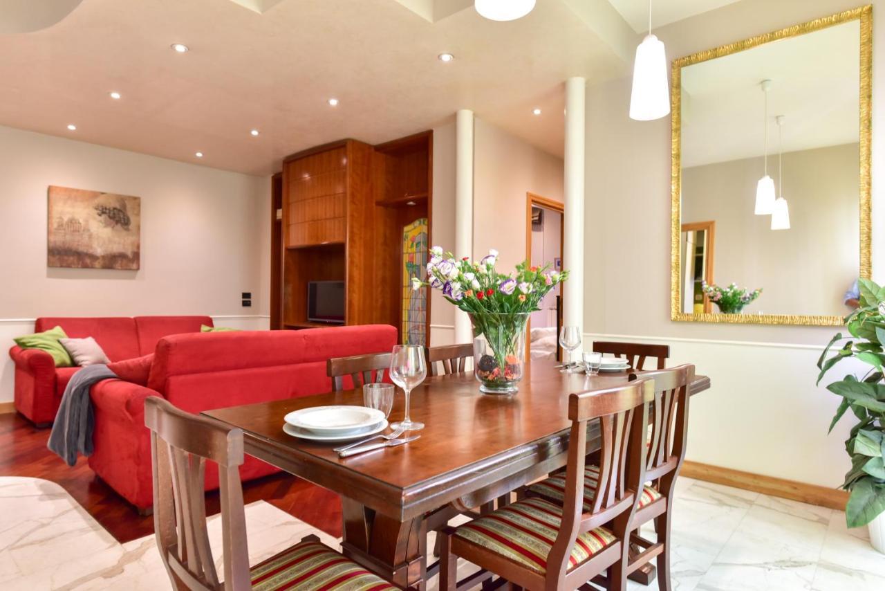 Elegant & Cozy Apartment In The Heart Of روما المظهر الخارجي الصورة