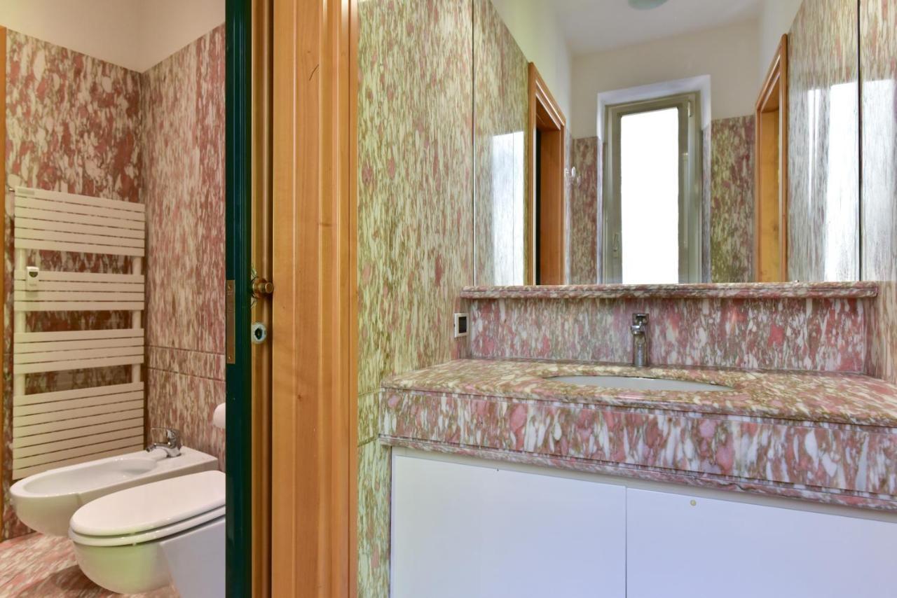 Elegant & Cozy Apartment In The Heart Of روما المظهر الخارجي الصورة
